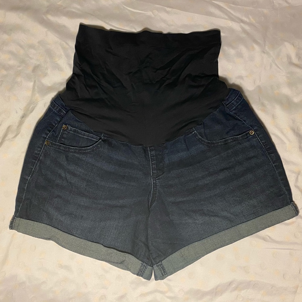 A:glow Maternity Full Panel Denim Shorts Size 12